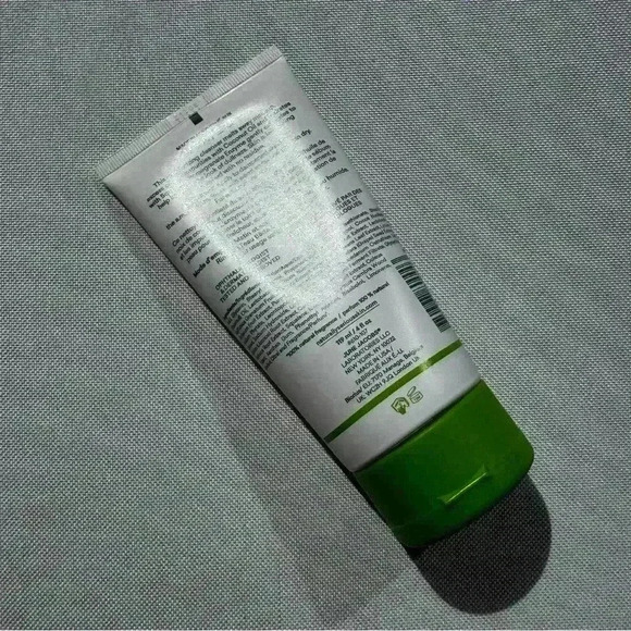 NWT Naturally Serious Major Moisture Gentle Cream Cleanser - Picture 3 of 3